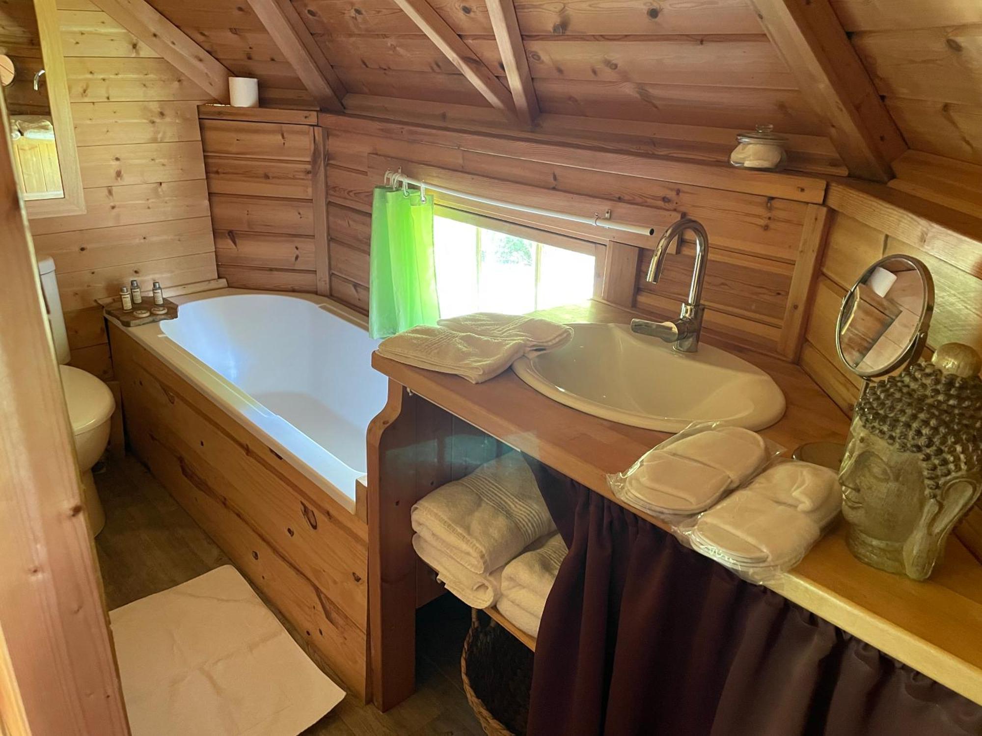 Aux Murmures De La Nature B&B Honfleur Exteriér fotografie